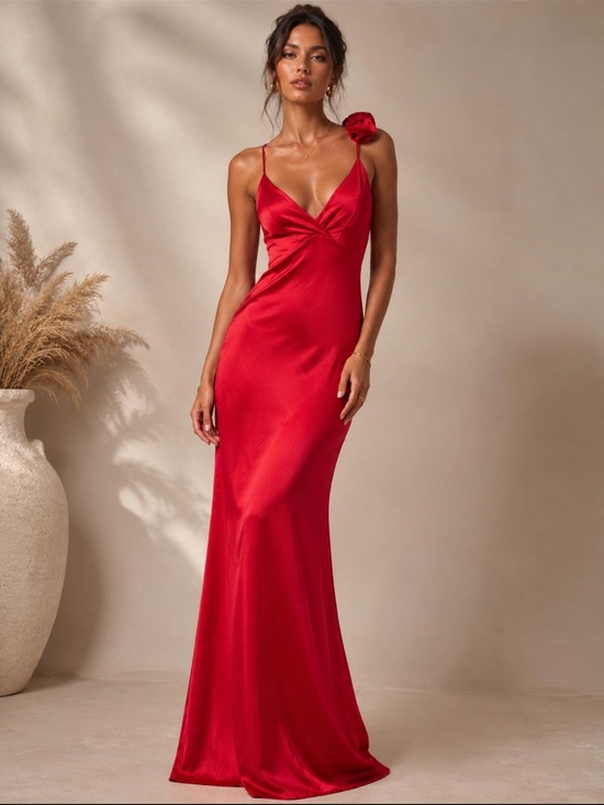 Meshki Dresses & Skirts - Lola Strapless Midi Dress